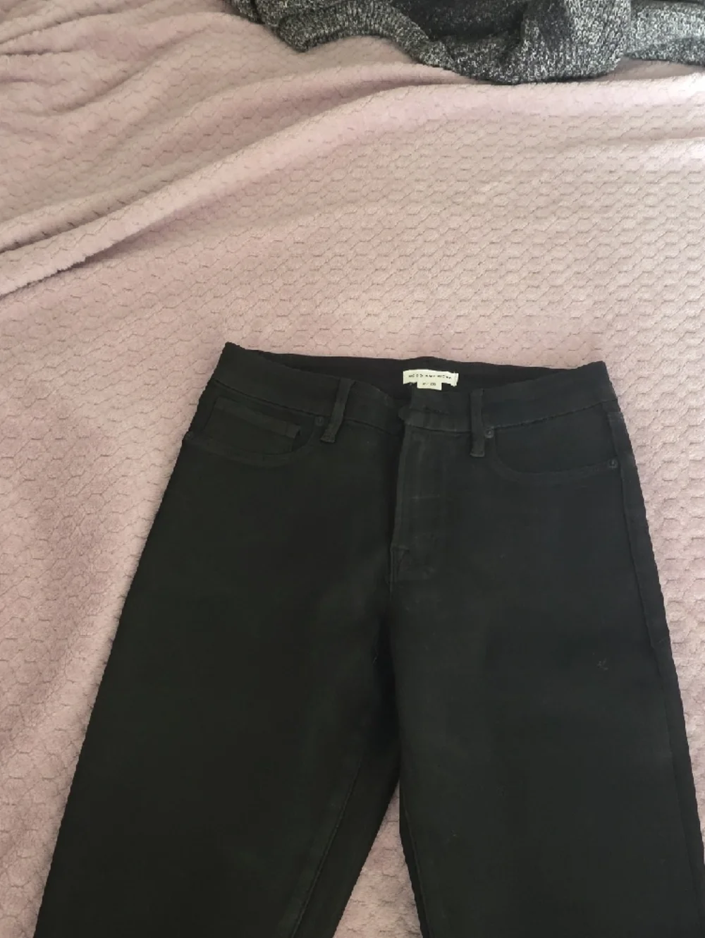 Good American Black Skinny Jeans - Picture 2 of 7